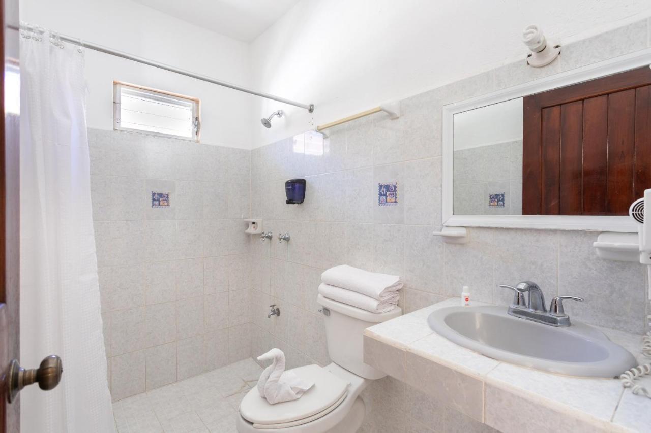 Hotel Costa Azul 체투말 외부 사진